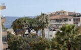 Cavalaire-sur-Mer (83240) – Appartement T4 traversant de plus de 84m2 en Centre Ville, à 150 m du bord de Mer – 4 pièces – 3 chambres – 84 m²