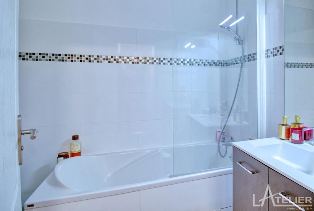 Bel appartement avec une grande luminosité et vue dégagée – 3 pièces – 2 chambres – 64 m²