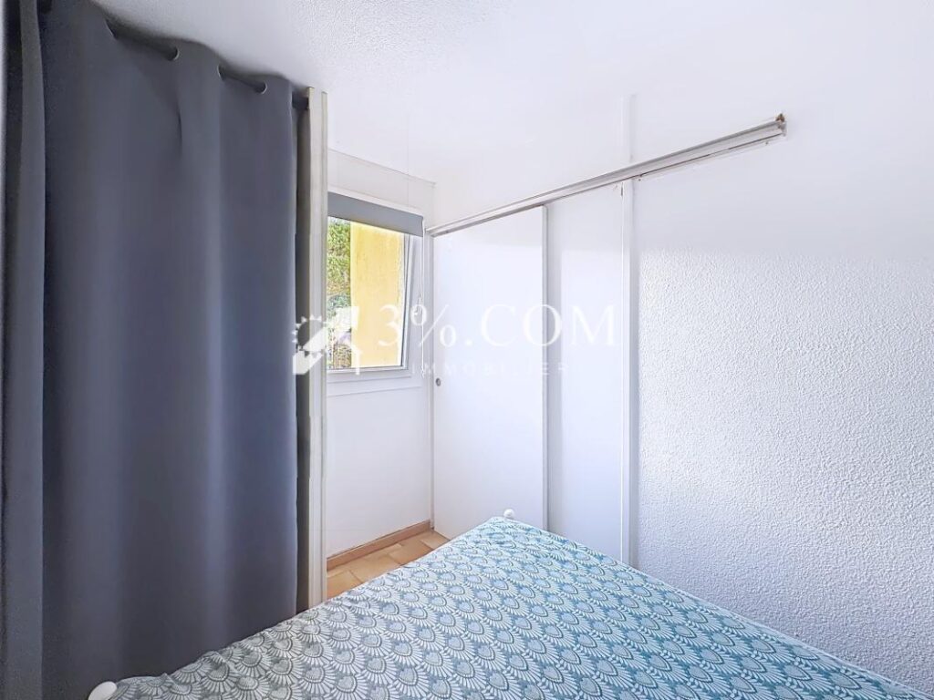Appartement 3 pièces: 1 chambre + Cabine de 24 m2 avec balc – 3 pièces – 1 chambre – 23 m²