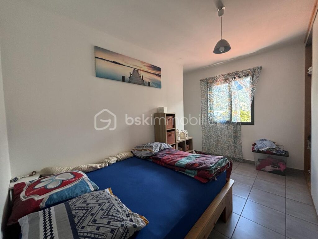 À vendre : Magnifique maison F5 de 2020 dans le cirque de Cilaos, à l’île de La Réunion – 5 pièces – 4 chambres – 137 m²