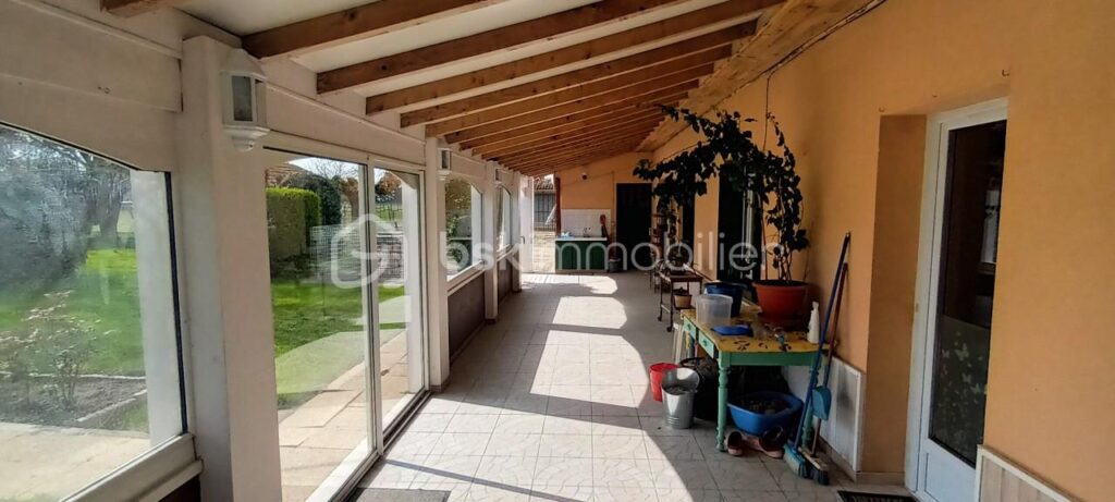 Maison familiale – 11 pièces – 8 chambres – 231 m²