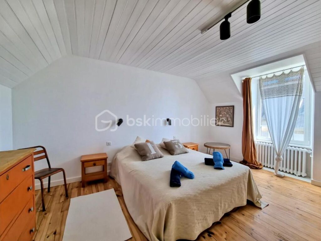Treffiagat – Maison de famille entre mer et lumière – à 345 m de la plage, grande terrasse – 4 pièces – 3 chambres – 115 m²