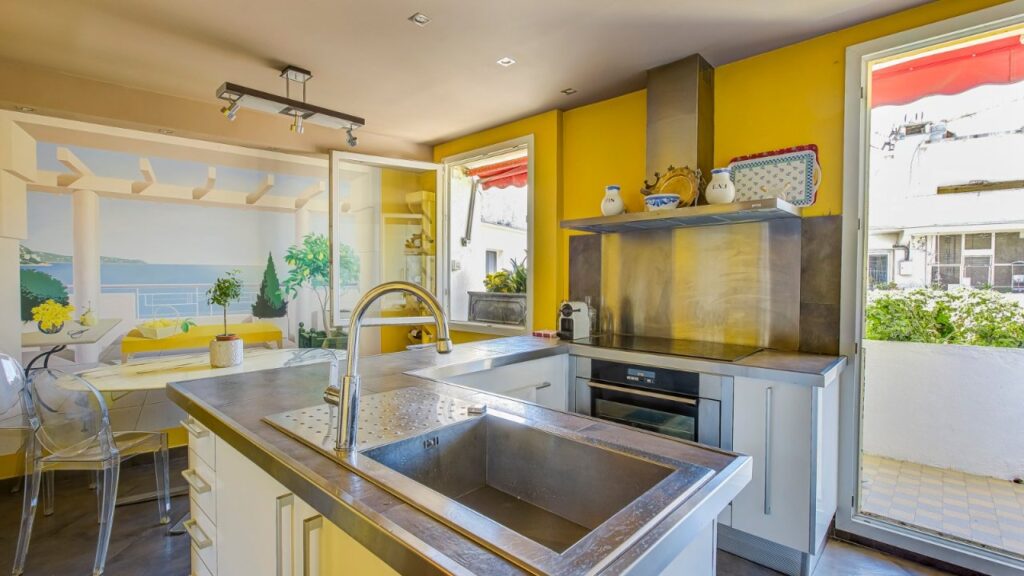 Exceptionnel Nice Promenade 3/4p en dernier étage avec terrasses – 4 pièces – 2 chambres – 123 m²