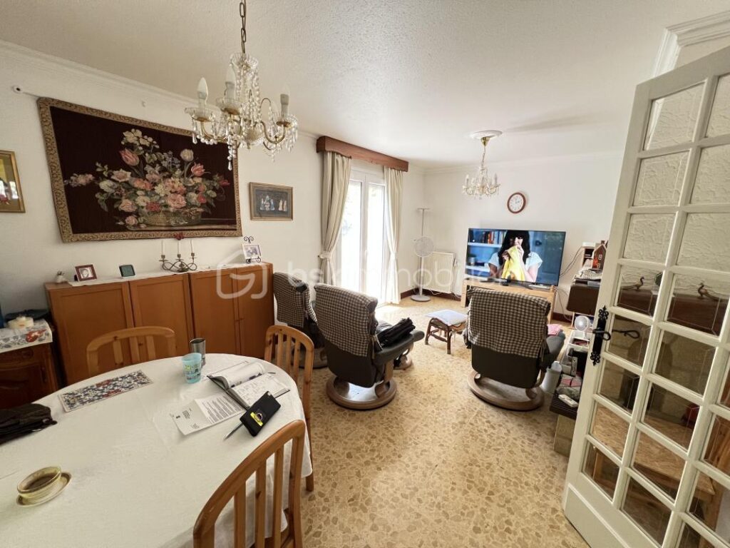 VILLA T7 MONTPELLIER 180m2 – 9 pièces – 5 chambres – 180 m²