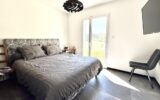 À VENDRE VILLA MODERNE 89M2 – 3 CHAMBRES + GARAGE – SUR 750 M2 DE TERRAIN À GRÉOUX LES BAINS – 4 pièces – 3 chambres – 88 m²