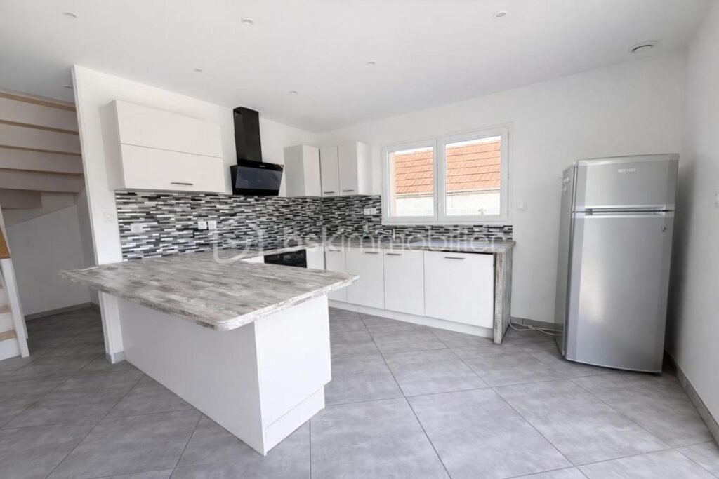 COUP DE CŒUR – Maison récente avec vue exceptionnelle à Rovon – 4 pièces – 3 chambres – 124 m²