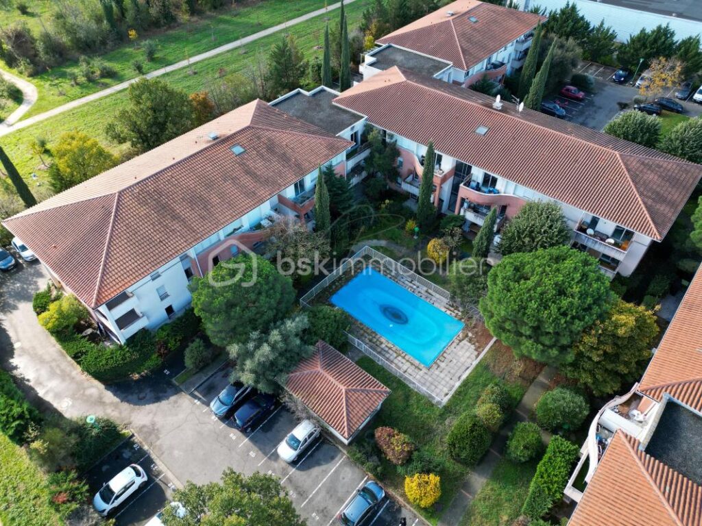 Appartement T2 bis – 54,40 m² – Dernier étage – Résidence sécurisée – 2 pièces – 1 chambre – 54 m²