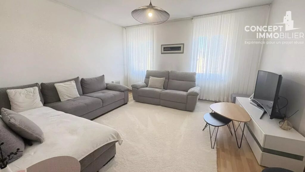 Immeuble à vendre Uckange – 8 pièces – 5 chambres – 202 m²
