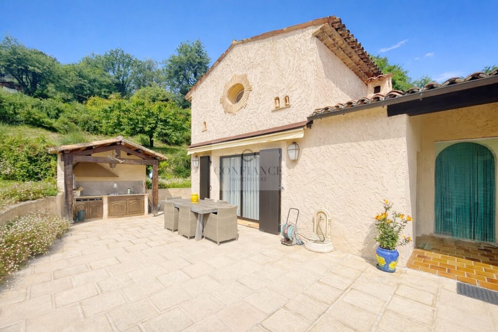 Maison individuelle – 5 pièces – 4 chambres – 148 m²