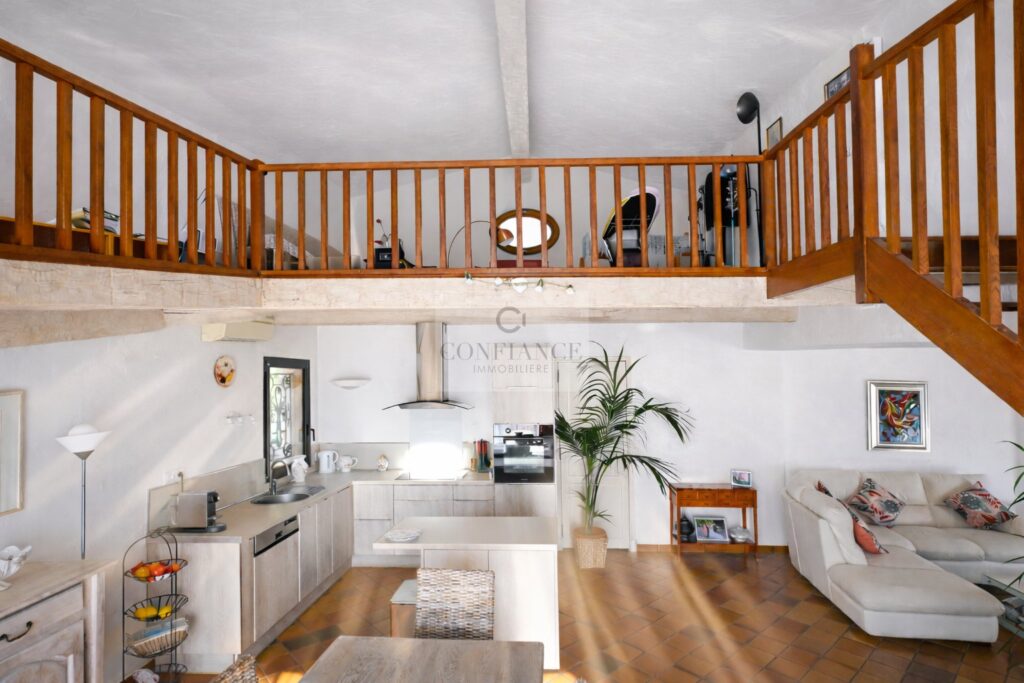 Maison individuelle – 5 pièces – 4 chambres – 148 m²