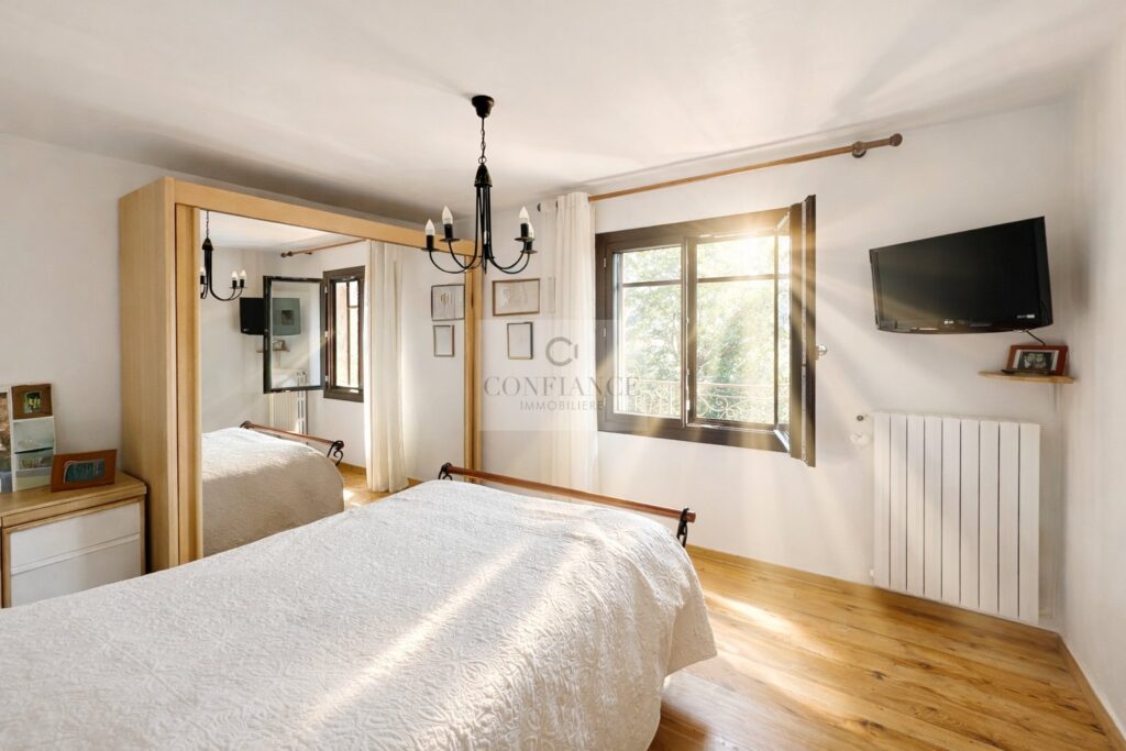 Maison individuelle – 5 pièces – 4 chambres – 148 m²