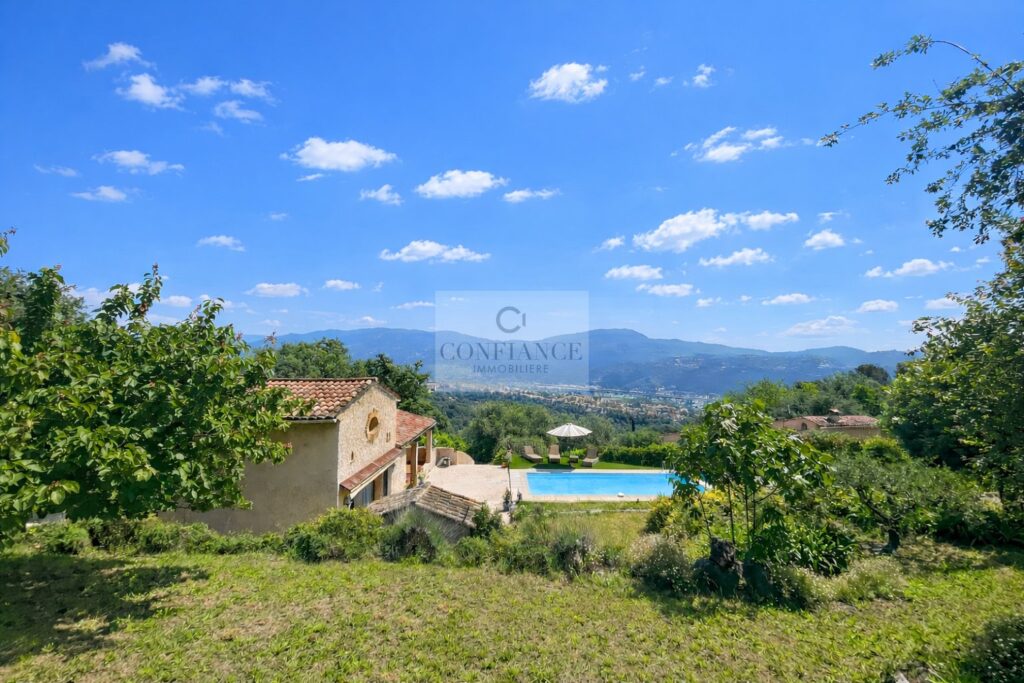 Maison individuelle – 5 pièces – 4 chambres – 148 m²