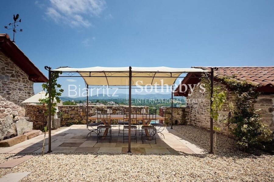 Maison à vendre à Sare