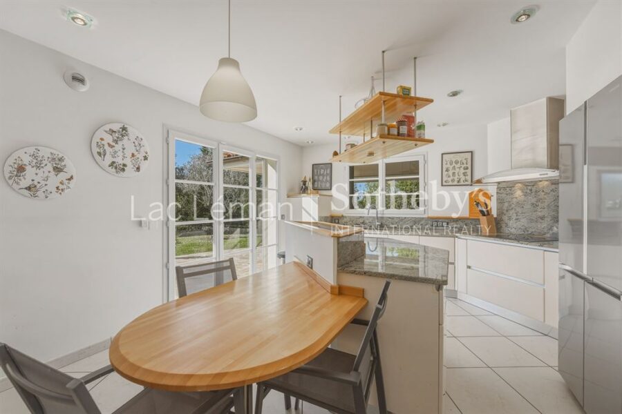 Maison à vendre à Veigy foncenex