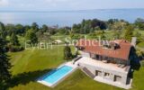 VILLA D&rsquo;ARCHITECTE EN PLEIN COEUR DU GOLF D&rsquo;EVIAN – 10 pièces – 6 chambres – 266 m²