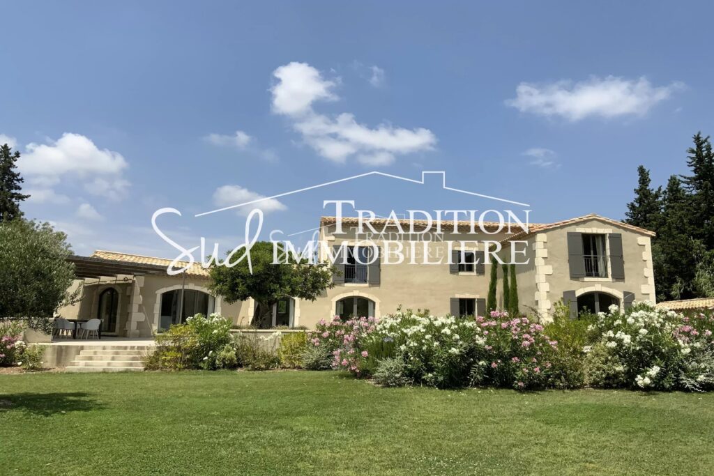 vente maison 7 Pièce(s) – 7 pièces – NR chambres – 222.00 m²