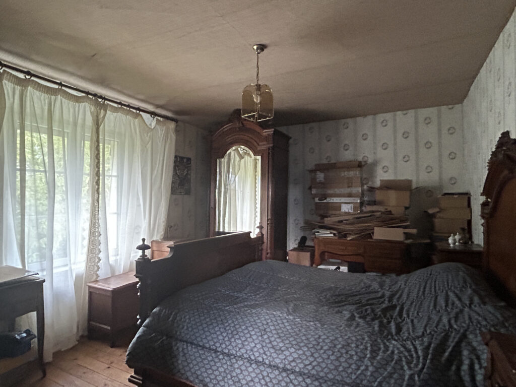 Au coeur de la campagne du sud Pays d&rsquo;auge, l&rsquo;agence CAZIN I – 6 pièces – 3 chambres – 120 m²