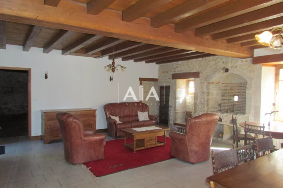 Maison à vendre à Lizant