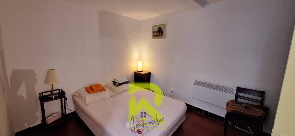 Maison de village atypique avec belle vue sur L&rsquo;étang de BAG – 5 pièces – 3 chambres – 160 m²