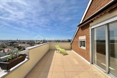 DIJON Montchapet : Dernier étage/terrasse appartement duplex 64m² – 1 chambre avec piscine et garage – 2 pièces – 1 chambre – 63 m²