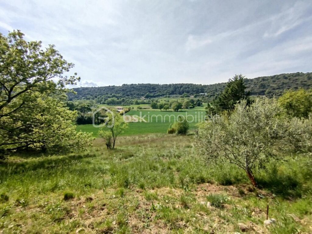 🌿 Coin de nature avec mobil-home aménagé sur terrain de 3 597 m², calme absolu 🌿 – NR pièces – NR chambres – 3597 m²