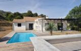 LOCATION – Villa Lascours 135m² sur 2200m² de terrain avec piscine et garage – 4 pièces – 3 chambres – 135 m²
