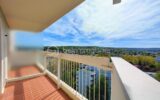 Bel appartement 3 chambres av 2 grands balcon cave 2 pl parking – 5 pièces – 3 chambres – 96 m²