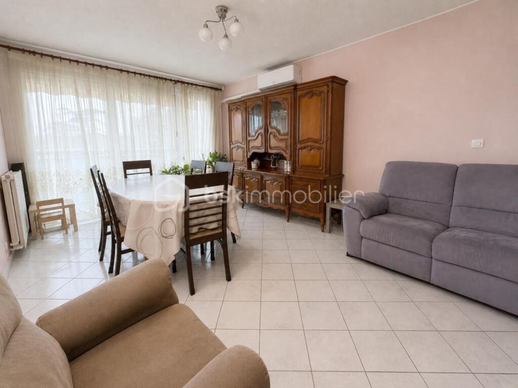 Appartement coup de cœur T4 de 88 m² – Lumineux, calme et idéalement situé – 4 pièces – 3 chambres – 86 m²