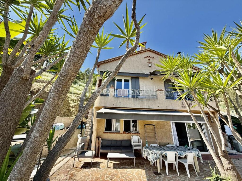 Coup de coeur ! Maison individuelle vue mer – 4 pièces – 3 chambres – 126 m²