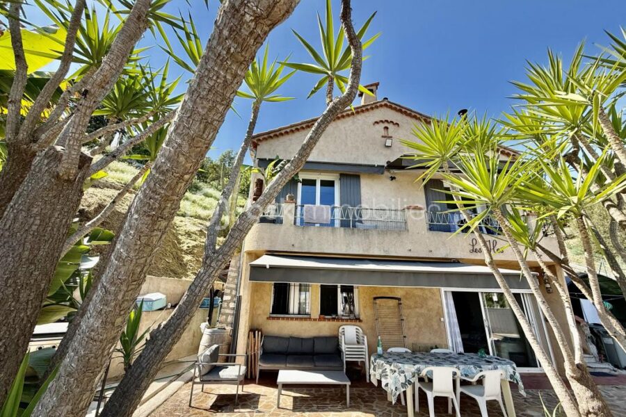 Maison à vendre à Mandelieu la napoule — Vue mer — photo 2