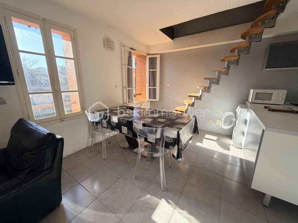 NOUVEAU – Duplex au cœur de La Seyne-sur-Mer – 2 pièces – 1 chambre – 37 m²