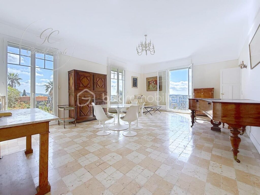 APPARTEMENT 3 PIECES DE 103 M² AVEC UNE VUE SPECTACULAIRE MER SITUE A GRASSE – 3 pièces – 2 chambres – 103 m²