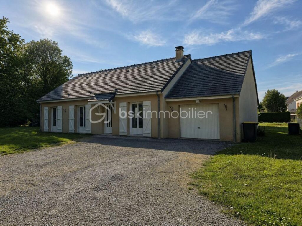 MAISON DE 100 M2 – 4 pièces – 3 chambres – 100 m²