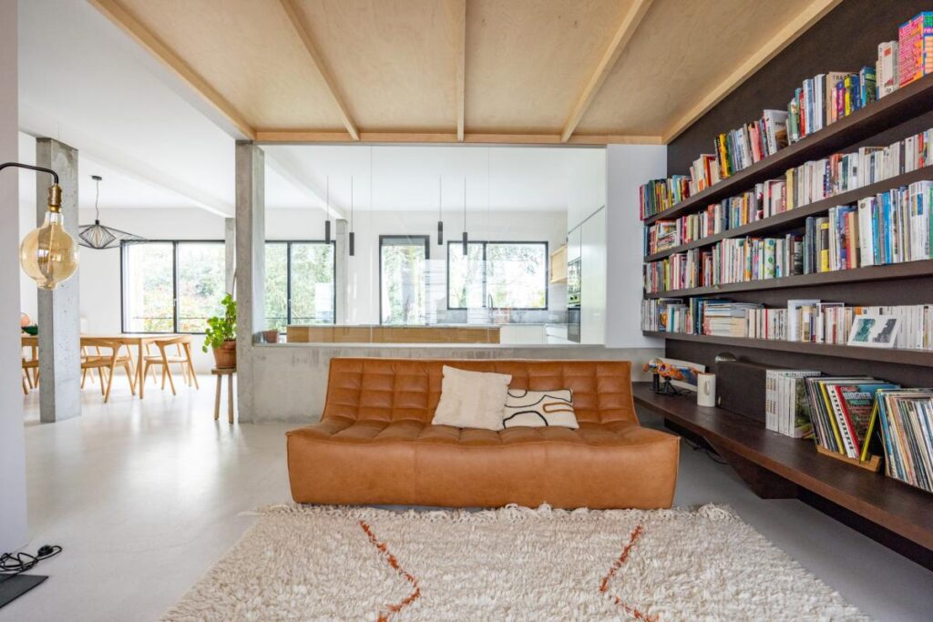 Maison rénovée de 226m2 – 8 pièces – 5 chambres – 226 m²