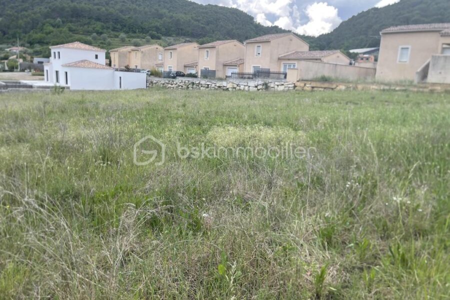 Terrain à vendre à Pierrelongue — Vue montagne — photo 2
