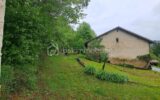 Authentique ferme jurassienne de 1859 – 25 hectares – vue dégagée – proche Suisse – 5 pièces – 3 chambres – 300 m²