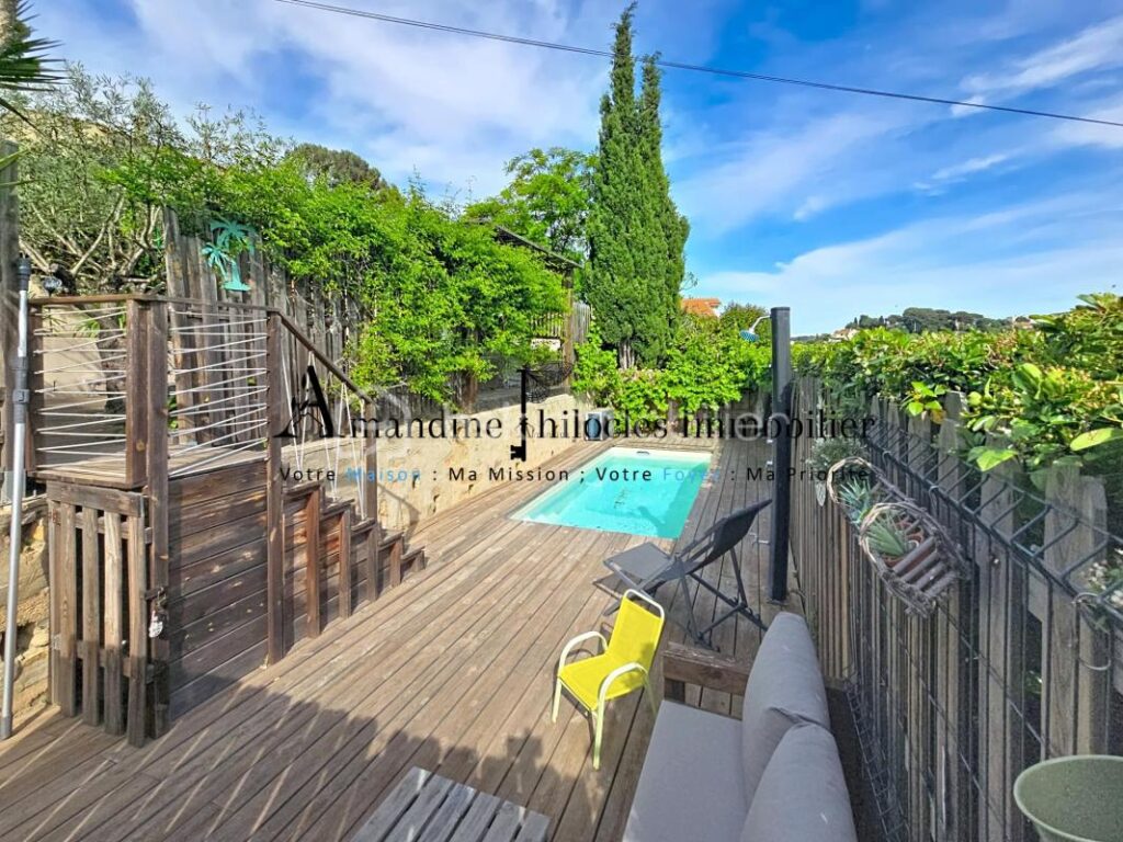 Villa familiale coup de coeur aux accents de vacances !! – 4 pièces – 4 chambres – 137 m²