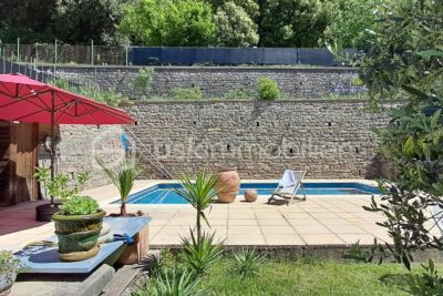 Elégante demeure de charme, aux pieds ces Cévennes, avec piscine et vue dégagée – 7 pièces – 6 chambres – 230 m²
