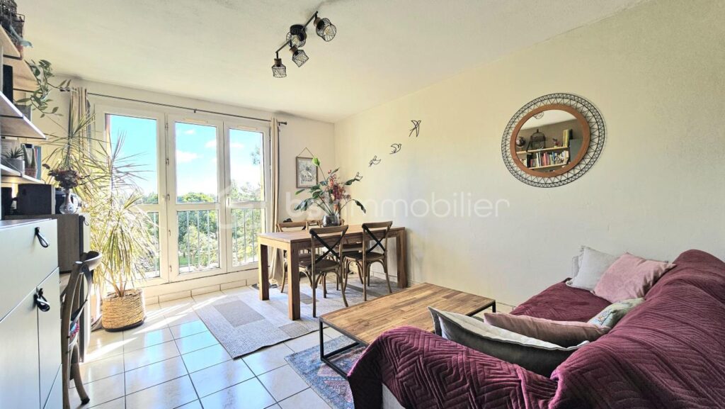 BEAU F4 DE 73M² RESIDENCE CHANTECLAIR 1 – 4 pièces – 3 chambres – 73 m²