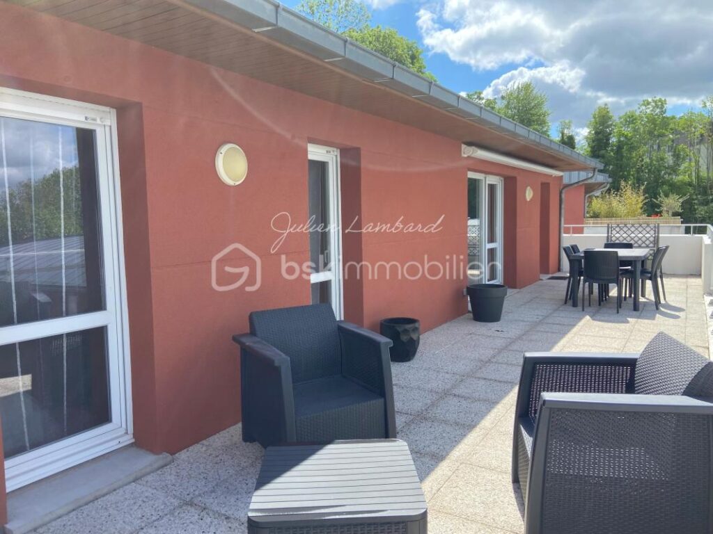 F4 81m2 avec terrasse et double box – ROUEN DOCKS – 4 pièces – 3 chambres – 81 m²