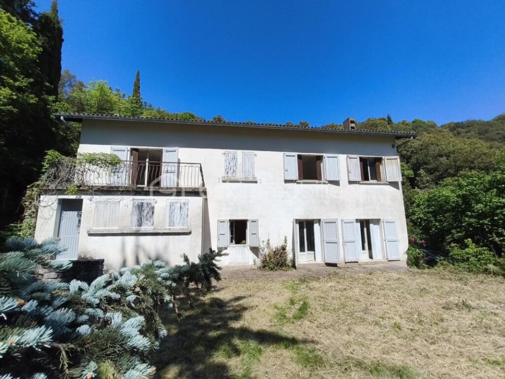 🌿 DOMAINE NATURE DE 13 HECTARES – MAISON 149 m² SAINT-PONS-DE-THOMIÈRES 🌿 – 4 pièces – 3 chambres – 149 m²
