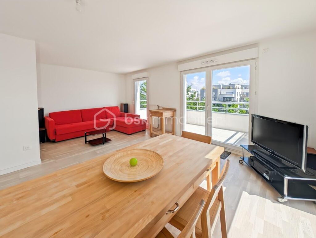 Superbe appartement 3 pièces 81m2 avec balcon dans résidence récente de standing ( possibilité de transformer en 4 pièces ) – 3 pièces – 2 chambres – 81 m²