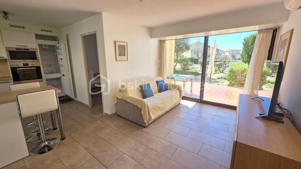 EXCLUSIF – Naturiste – Exceptionnel 3 pièces agrandi, de plain-pied, avec terrasse vue marina – Leucate (11) – 3 pièces – 2 chambres – 47 m²