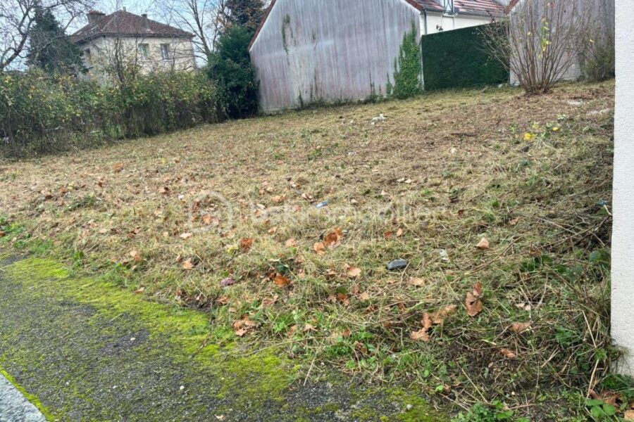 Terrain à vendre à Gien