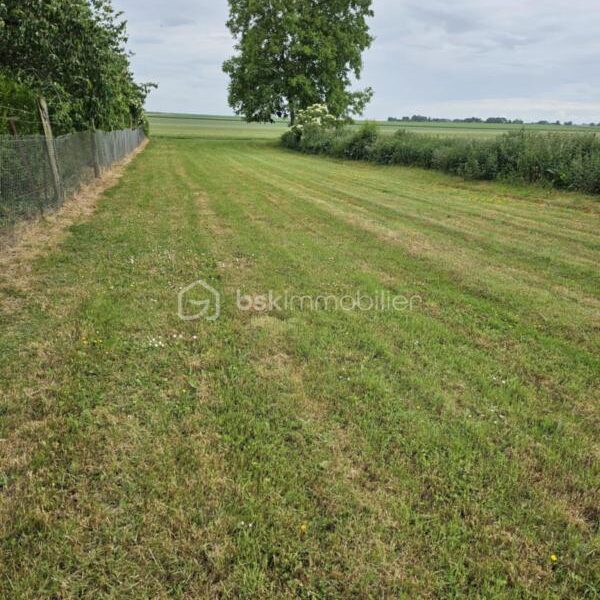 Terrain à vendre à Esclainvillers