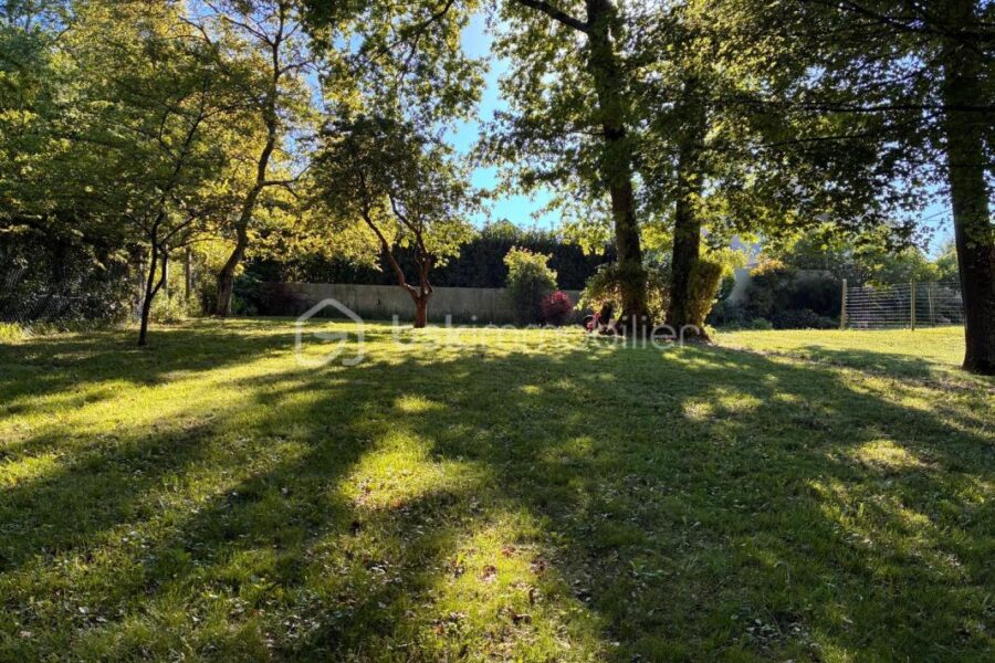 Terrain à vendre à Livry sur seine