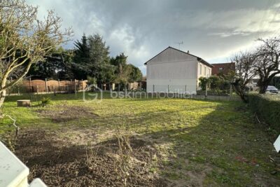 Terrain à vendre à Fleury les aubrais