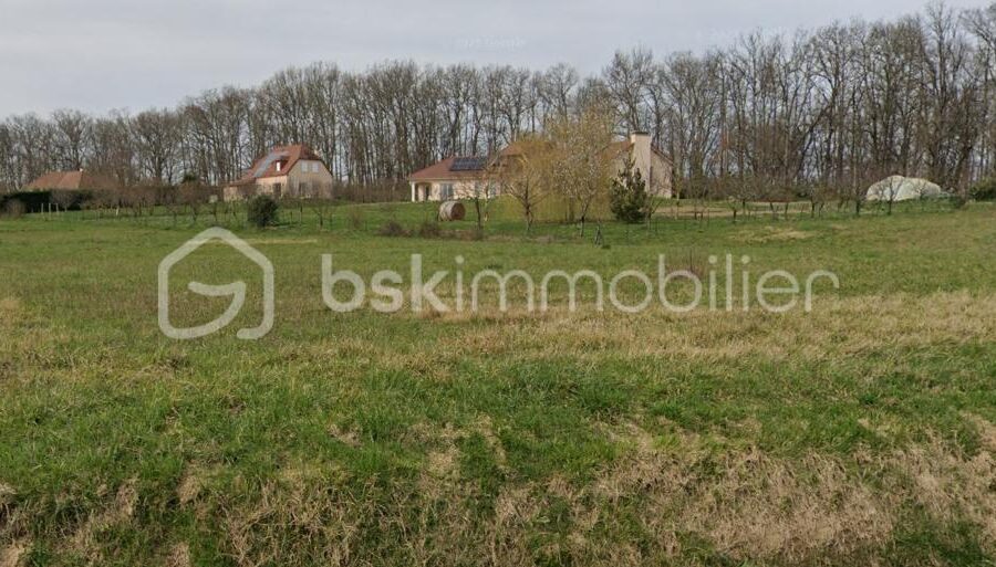 Terrain à vendre à Corbere aberes