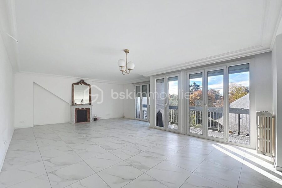 Appartement à vendre à L hay les roses