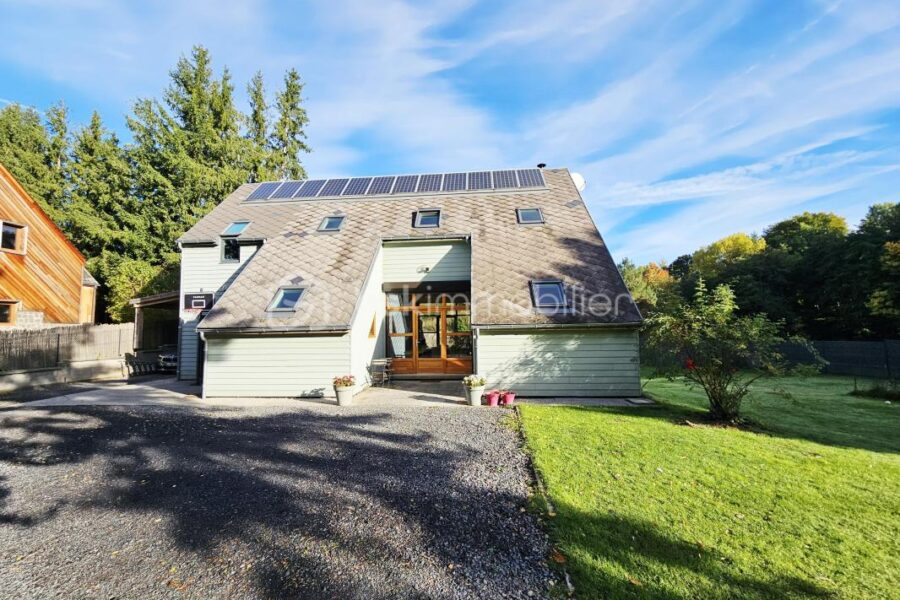 Maison à vendre à Murol
